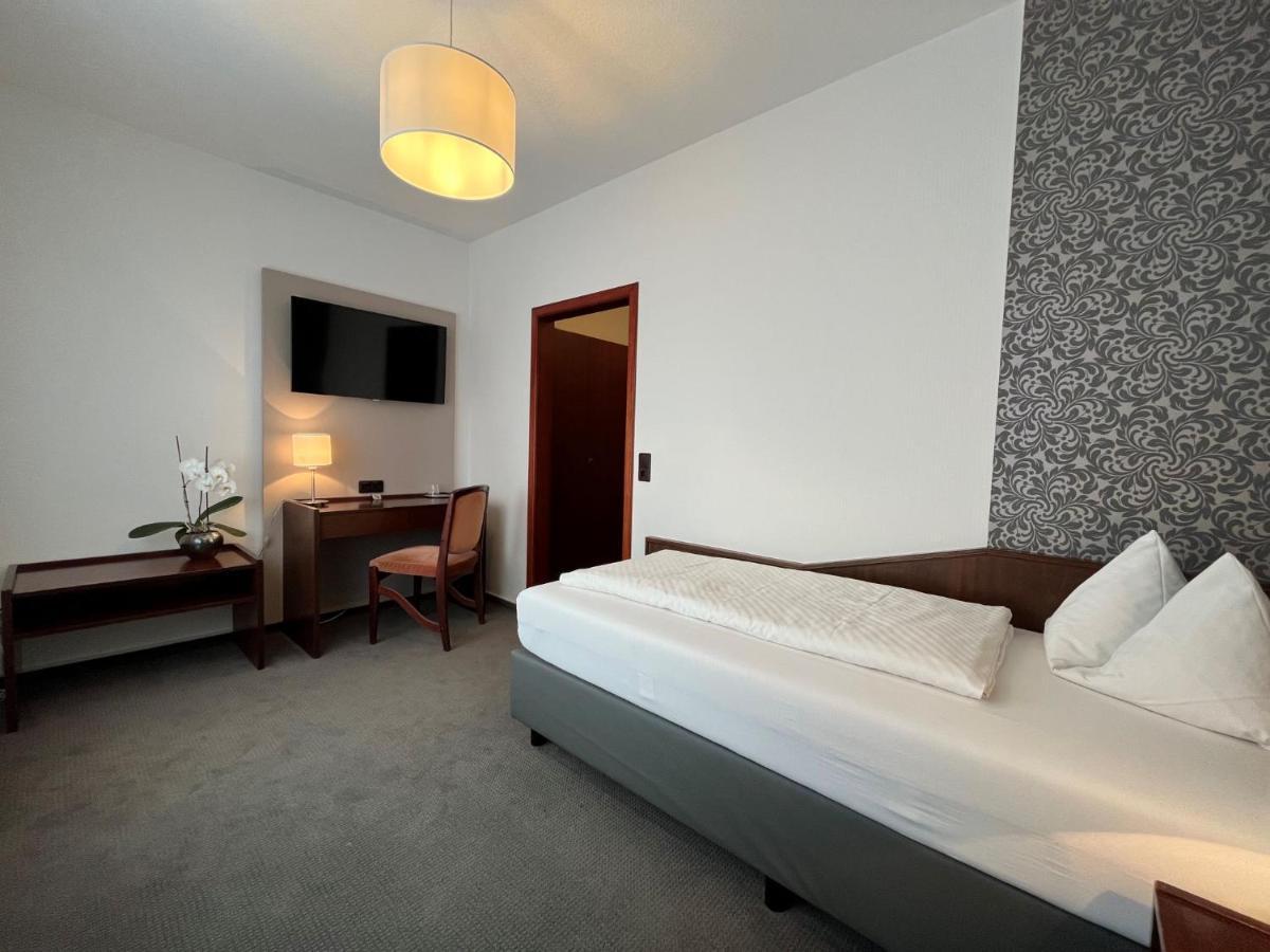Hotel Garni Geisler ケルン エクステリア 写真